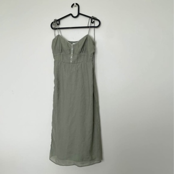 COPY - Oak + Fort Sage Green Dress - Picture 4 of 5